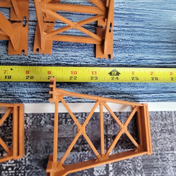 H.o scale maybe O bridge trusses 40 plus pcs incline and decline lt brown - Picture 3 of 13